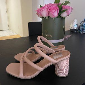 DV DOLCE VITA Women's Myla Strappy Block-Heel Sandal  nude (New)